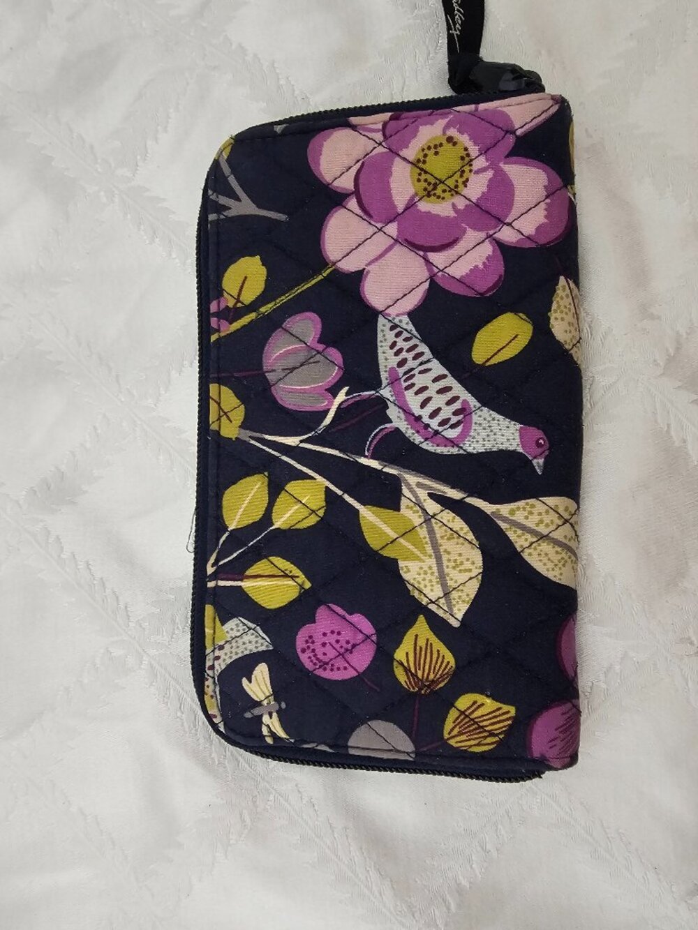 Vera Bradley Zip around wallet Floral Nightingale Pattern